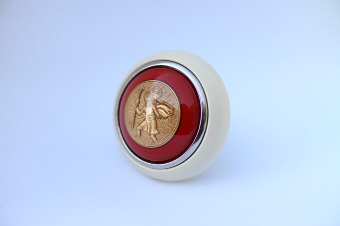 Horn Button Beetle '56-'59. Bus '55-'67 st.christophoer ivory